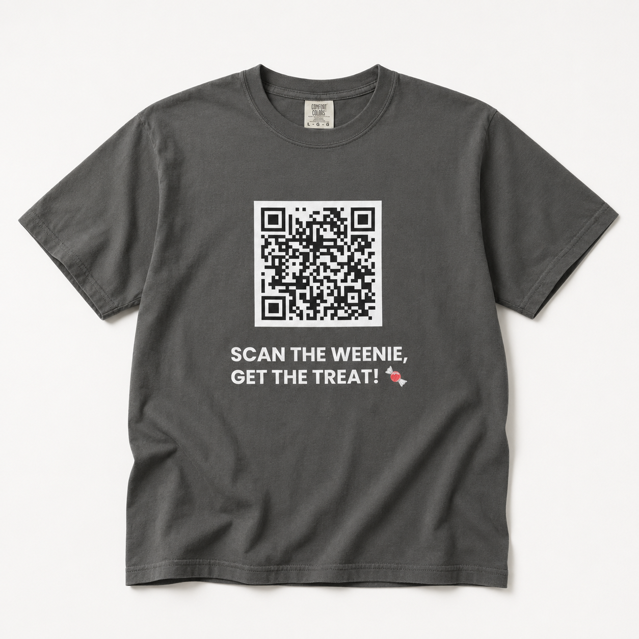 SCAN THE WEENIE, GET THE TREAT! 🍬 Halloween QR Code T-Shirt