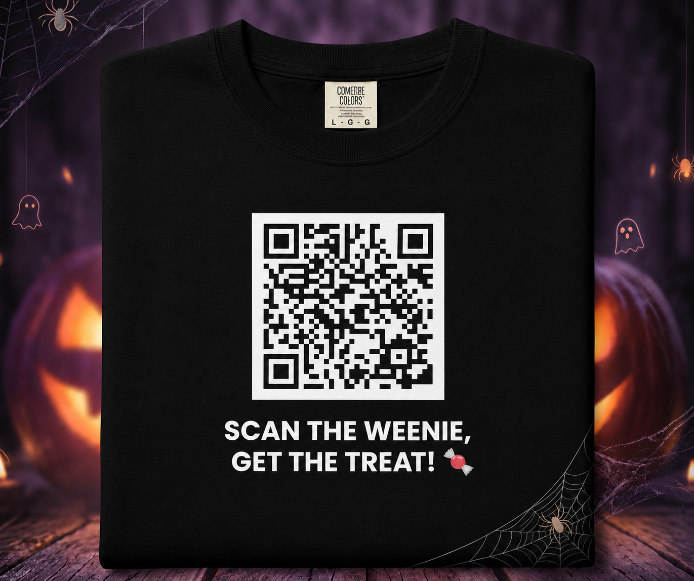 SCAN THE WEENIE, GET THE TREAT! 🍬 Halloween QR Code T-Shirt