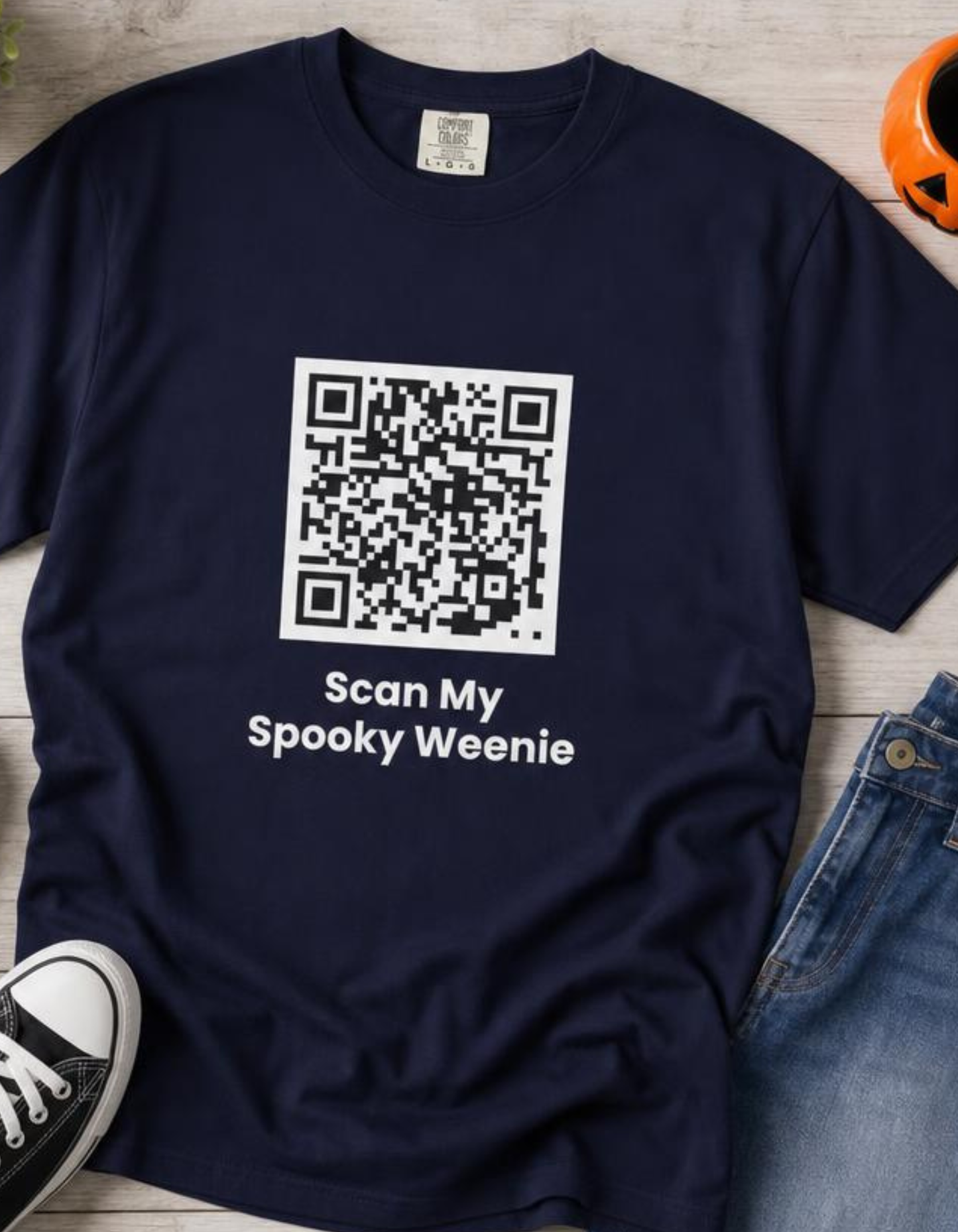 SCAN MY SPOOKY - WEENIE! 👻 Halloween QR Code T-Shirt