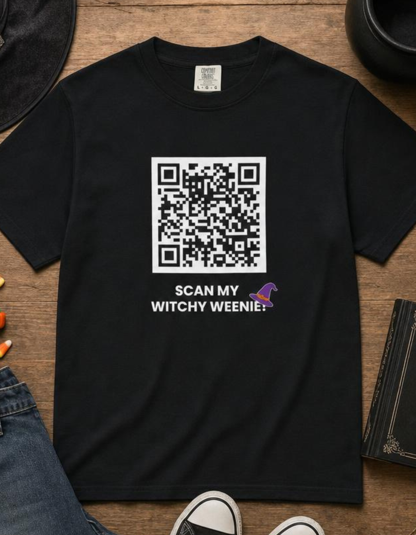 SCAN MY WITCHY WEENIE! 🍬 Halloween QR Code T-Shirt