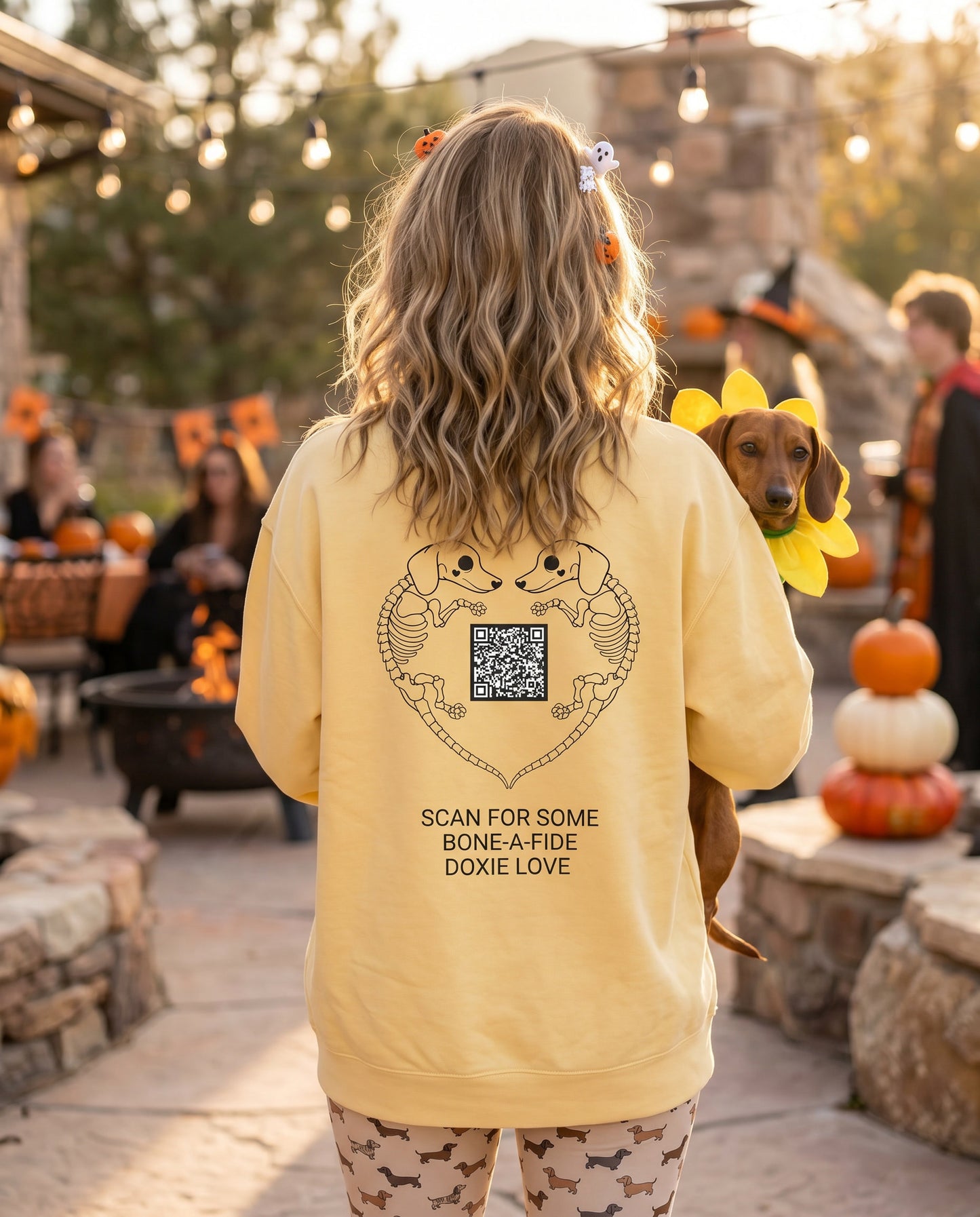 Scan For Some Bone-A-Fide DOXIE LOVE 😍🎃 Funny Halloween QR Code Sweatshirt