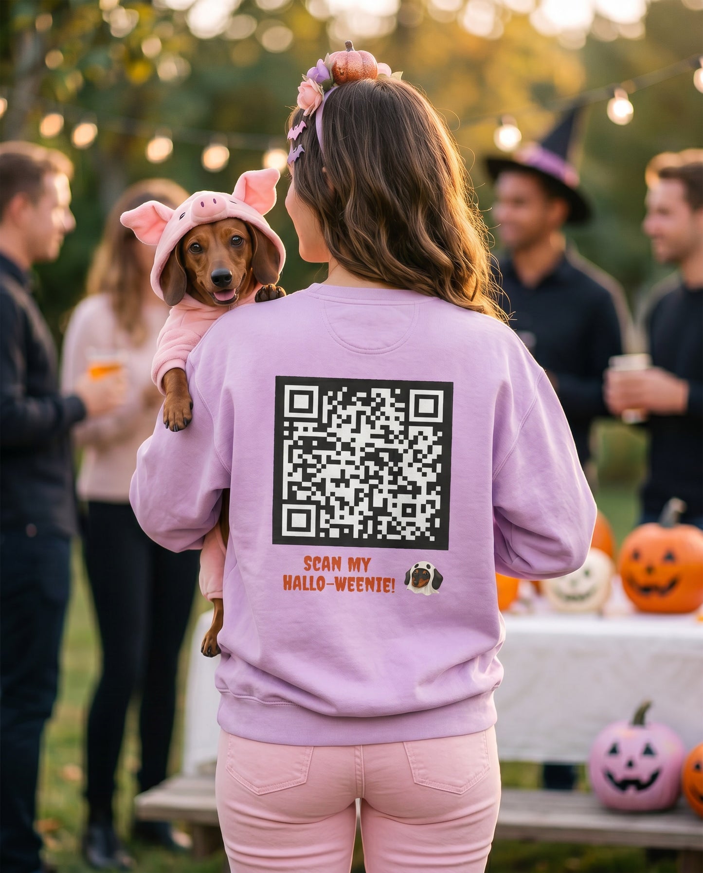 Scan My Hallo- Weenie! Doxie Love 😍🐾 Halloween QR Code Sweatshirt